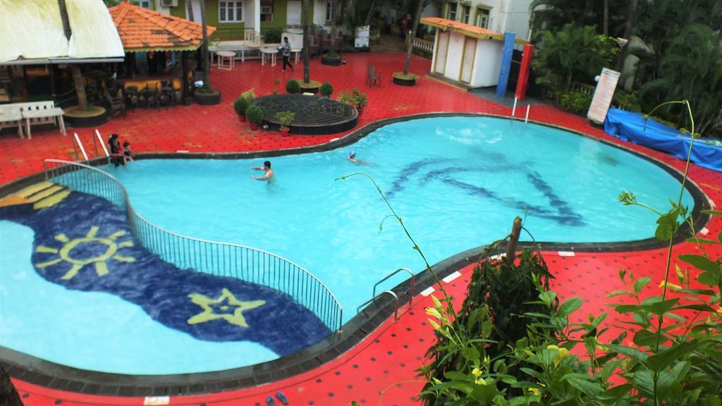 Alor Grande Holiday Resort Candolim Bagian luar foto